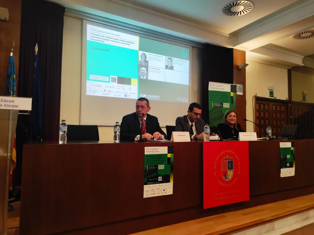 Universidad de Alicante activos digitales Universidad de Alicante activos digitales